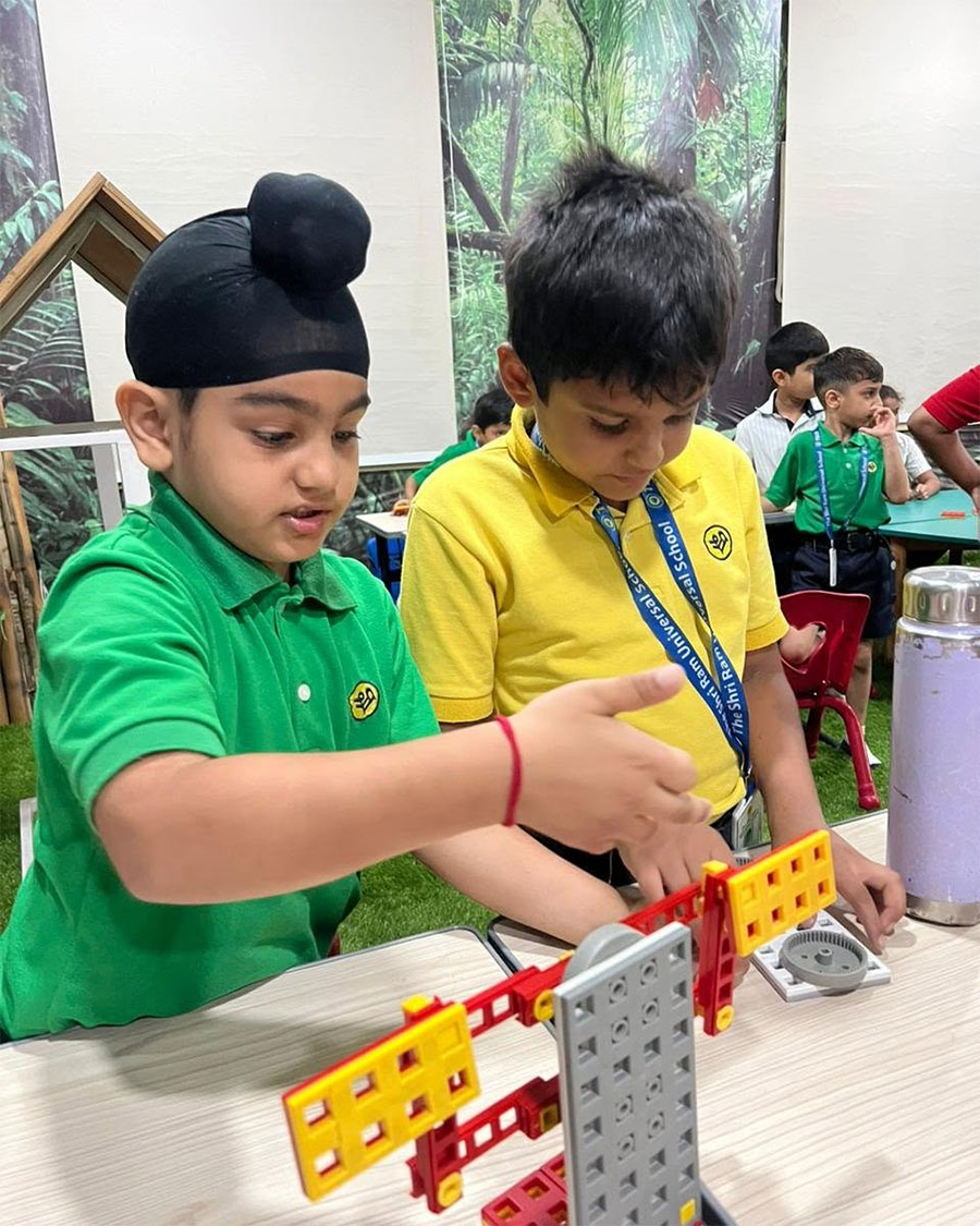 Learning Beyond Boundaries with Robotics image 1