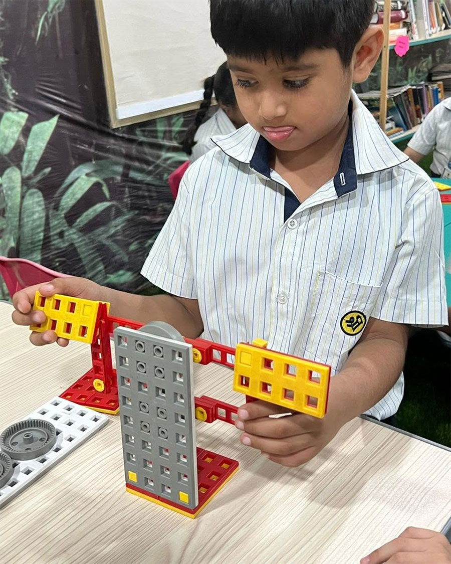 Learning Beyond Boundaries with Robotics image 8